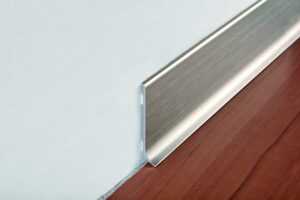 Soklová lišta Progress Profile hliník kartáčovaný lesklý strieborná